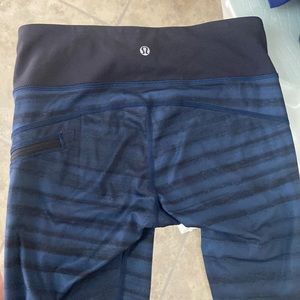 Lululemon Cropped Leggings, Black and Blue, Size 4